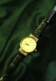 全新中古 Seiko 金色女裝 特殊形狀皮錶帶 石英手錶