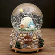 Totoro bola kristal kotak muzik kotak muzik hiasan meja lampu malam kecil lampu meja piggy bank hadiah hari jadi kanak-k