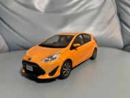 1:30 Toyota Aqua Prius C  中期 金屬 豐田原廠 色辦車 金屬橙色 4X3