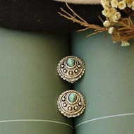 C34-古董1962年 銀色雕花人造土耳其石夾式耳環 Sarah Coventry