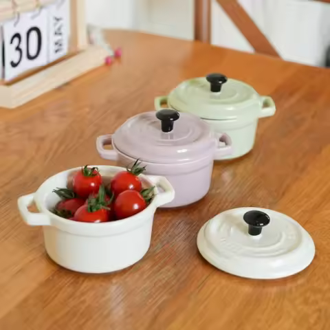 200ML Ceramic Breakfast Bowl Ramekins with Lids Oven Safe Creme Brulee,Mini Casserole Souffle Cover&