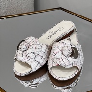 CHANEL 白粉毛尼山茶花拖鞋