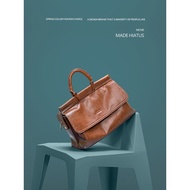 HIATUS Literary Retro Messenger Bag Nostalgic Briefcase Multi-Compartment Texture Oil Wax Leather Po