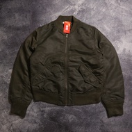 UNIQLO BOMBER JACKET AN137 SIZE S