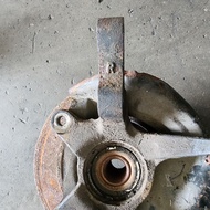 Hyundai Atos 1.0 1.1 knuckle USED with bearing hub