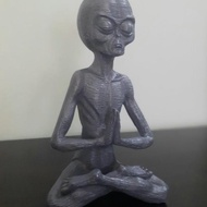 UFO MEDITATION ALIEN AESTHETIC DISPLAY STATUE