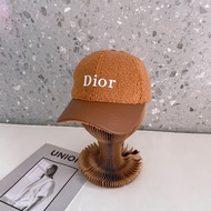 Chanel444 Black White Color Matching Sequins CC Knitted Hat