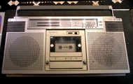 古董 古早 Sony CFS-D7 收音機 錄音機 手提音響 錄音卡帶 廣播 FM AM ～～故障品
