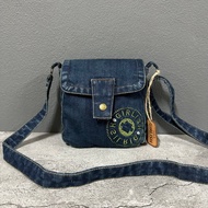 AEIOU No.233 กระเป๋ายีนส์ สะพายข้าง Girlish รุ่น PLUS ลิขสิทธิ์แท้