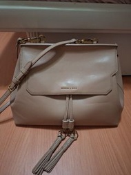 正貨 Charles＆Keith 小CK 流蘇二用包/肩背包/側背包/後背包