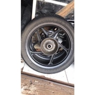 Dijual Velg belakang Vario 125 old plus ban original Diskon