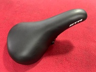BICYCLE GTA SADDLE SELLE SAN REMO GEL MTB FOLDING FIXIE KID BIKE BASIKAL BMX SADDLE