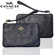 กระเป๋า กระเป๋าตังค์ CORNER ZIP WRISTLET IN SIGNATURE LEATHER (COACH F30049)