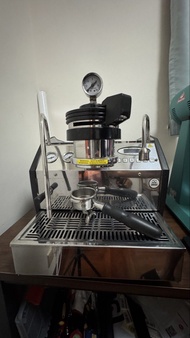 La Marzocco GS/3 MP Espresso Machine