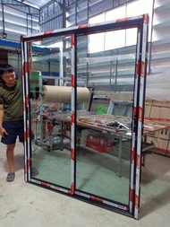 ประตูกระจกบานเลื่อนกรอบอลูมีเนียมสำเร็จรูปขนาดกว้าง180xสูง200แบบ2ช่องอลูมีเนียมหนา1มิลกระจกหนา5มิล