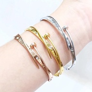 Glt-393 Spike Titanium Bracelet