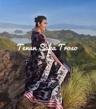 kain tenun blangket jepara motif etnik sumba ntt atbm-merah putih