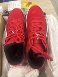 Air Jordan 11 CMFT Low - University Red
