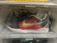 全新盒裝US9.5號 Nike Kobe 5 protro Undefeated 聯名 “What if”pack “ 價格：2560元含運/高雄可自取