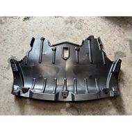 BMW X6 E71 Engine Undercarriage Lower Cover