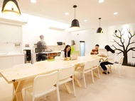 宜舍單人旅店 (Ease Single Inn)