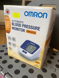 OMRON電子血壓計