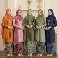 LARISSA KEBAYA BATIK SATIN SILK EMBOSSED LONG KEBAYA Kondangan Outfit Woman