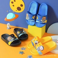 Cute cartoon slippers for children, suitable for summer indoor and outdoor use, for bathing, baby ho