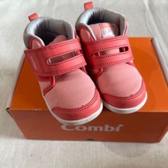 九成新Combi成長機能鞋 尺寸14公分