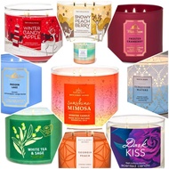 Bath And Body Works 3 Wick Scented Candle with essential oils