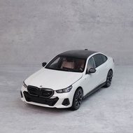 Mini Cut 1: 18 BMW I5 BMW I5 2023 Static Alloy Full Open Car Model Collection