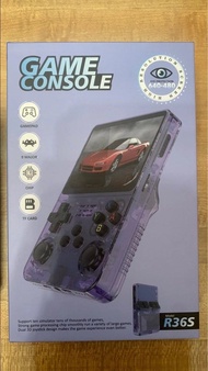 R36S 手提遊戲機｜640×480 護眼螢幕｜雙3D搖桿｜9大芯片｜支援TF卡｜十種模擬器 過萬款遊戲（Batman / The Avengers / Marvel）
