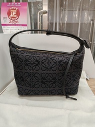 Loewe small Cubi