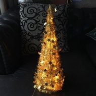 特力屋 B&amp;Q 16燈 LED 金色蔥條錐形樹 50cm金蔥聖誕樹 聖誕樹造型燈 聖誕樹頂燈 節慶裝飾 聖誕燈 裝飾佈置