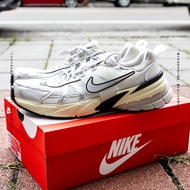 {Old Leather Wardrobe} Taiwan Nike V2K Run Retro Running Shoes Cream White All Black Male HJ4497-001