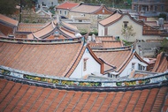 金門旅遊｜旅展優惠．美食饗宴．超值回饋６９９９起｜不如金門吹吹風～跟著影集走訪大小金–珠山聚落、經武酒窖、建功嶼3日