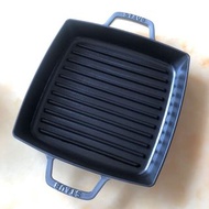 Staub 23CM Cast iron Square Grill Pan with box 雙耳方形烤盤 - 灰