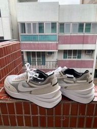 Nike 女 WAFFLE ONE 灰白 小SACAI