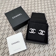 近新Chanel 經典款滿鑽耳環🌟