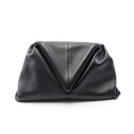 【二手】Bottega BOTTEGA VENETA第二手拿包 三角翻蓋黑色皮革三角翻蓋手拿包