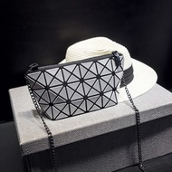 Issey Miyake Japanese women's bag geometric rhombic chain shoulder Messenger bag fashion simple clutch bag coin purse