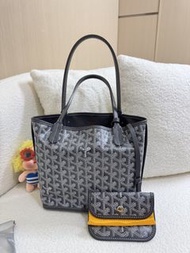 Goyard tote