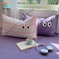 Cartoon big eyes pattern pillowcase 48x74cm (19 x 29 inches)