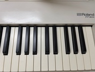 Roland FP-30x 白色電子琴