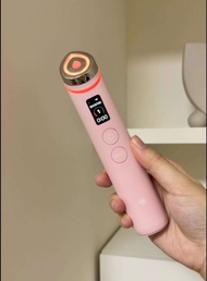 Medicube Age-R Booster Pro เครื่องผลักครีม