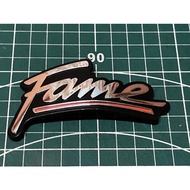 Front emblem HONDA FAME original