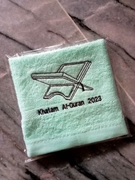 Tuala muka sulam nama. Personalized embroidered face towel.