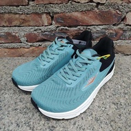 Ultra-Light Shock-Absorbing Running Shoes Wide Head 4E Comfortable Soft Bottom Men's Women's Running