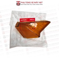 HONDA Dream 100 Left Rear Turn Signal Cover _(33652GN5901)_8A 5A
