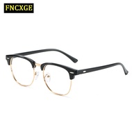 FNCXGE แว่นสายตาสั้นเลนส์ออโต้ สำหรับ ผู้หญิง ผู้ชาย ป้องกันรังสี แว่นตาสายตาสั้น กรองแสงสีฟ้า แว่นกรองแสงเปลี่ยนสี ป้องกันความเมื่อยล้า